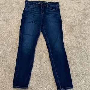 American Eagle, next level stretch, 16 long, EUC!